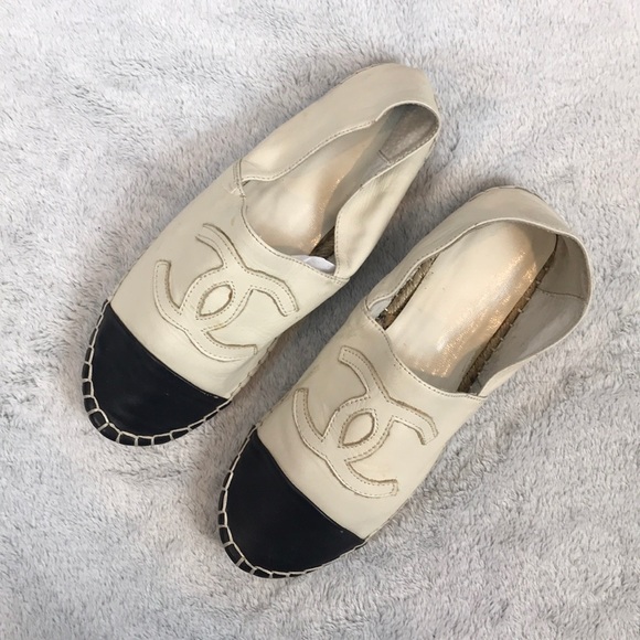 CHANEL Shoes - XSOLDX🦋CHANEL🦋 creme & black leather espadrilles